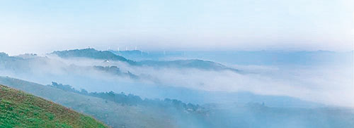 醉美青山  摄影 张代志.jpg