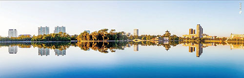 月湖晨曲  摄影 张言哲.jpg