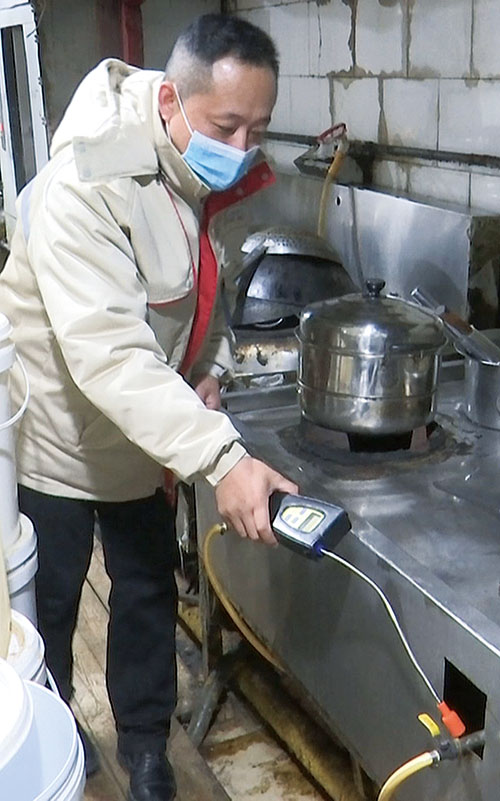 1643504201857448.jpg 我市开展烟花爆竹安全专项检查工作11.jpg