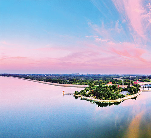 4版 封江南  摄 拷贝.jpg